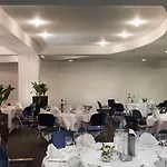 Hotel Western Airport 4*