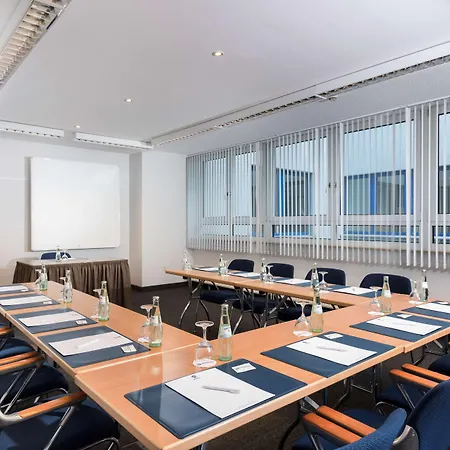 Hotel Western Airport 4*