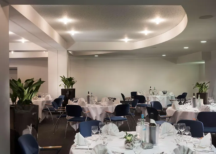 Hotell Western Airport 4*